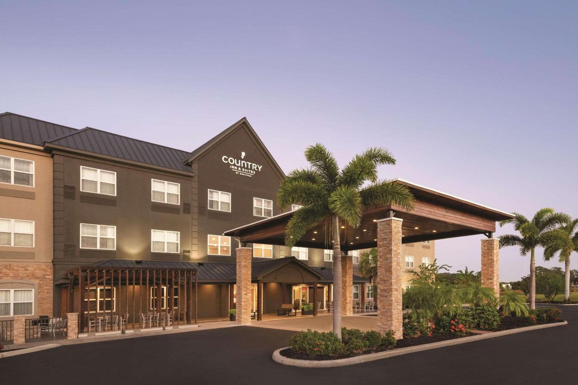 Country Inn & Suites By Radisson, Bradenton-Lakewood-Ranch, Fl Extérieur photo